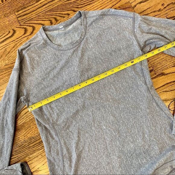 LULULEMON Outrun Long Sleeve Rulu Top Jacquard Artic Ice Gray White 8 Medium - Picture 4 of 13